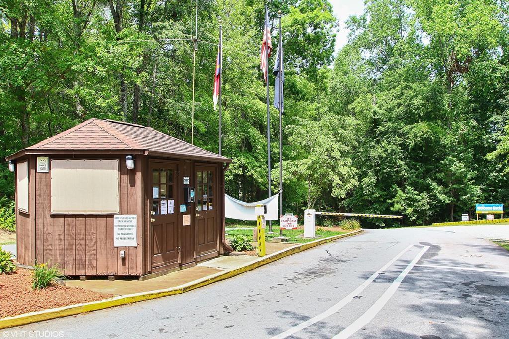 Forest Lake Camping Resort Lakefront Cabin 8 Advance Exterior foto